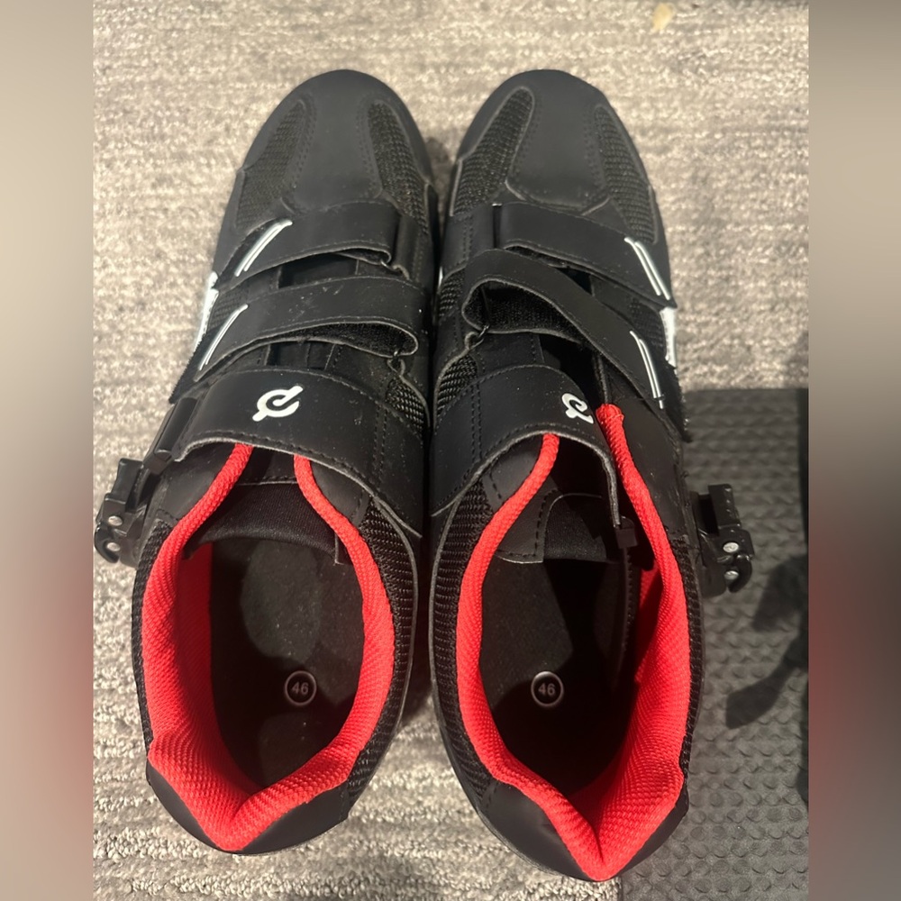 Peloton shoes size 46